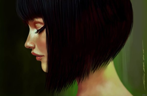 Чёрны волосоя девушка с карэ