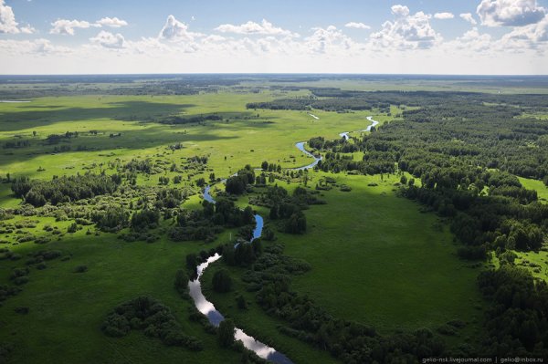Западно-Сибирская равнина с высоты птичьего полета