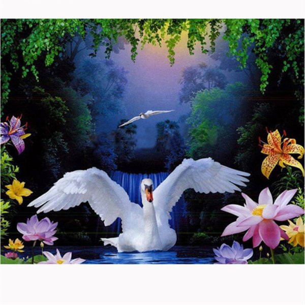 Лебеди на фоне водопада