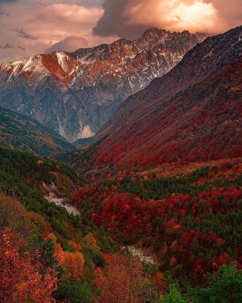 Цейское ущелье Северная