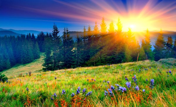 Горы солнце