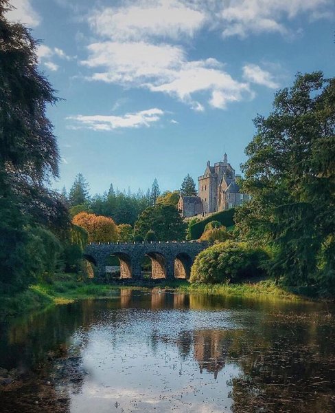 Замок Драммонд Шотландия