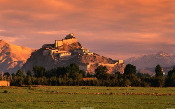 Непал горы Тибет