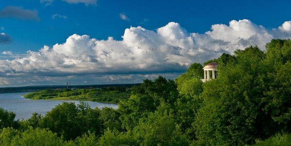 Набережная Грина Киров ротонды