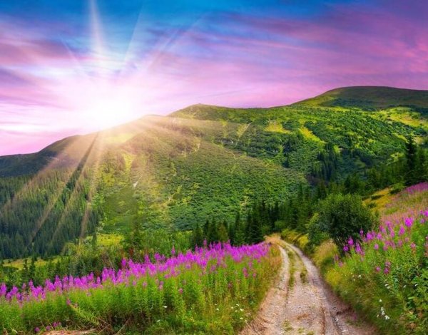 Рассвет в горах