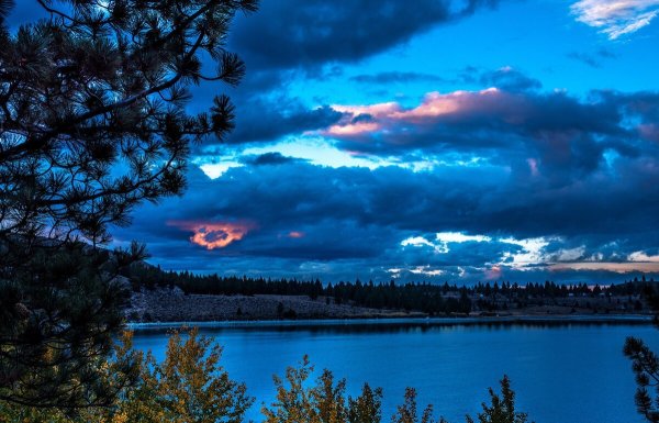 Бирюзовый пейзаж