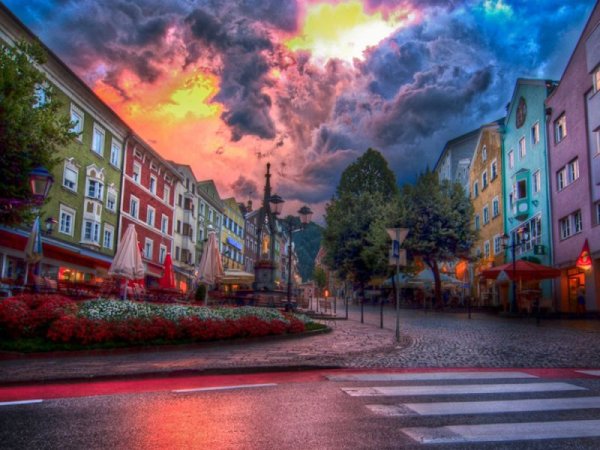 Разноцветный город