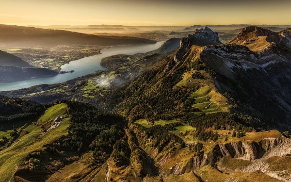 Горы с высоты птичьего полета