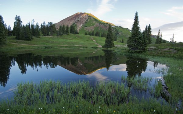 Озеро Морейн в Канаде