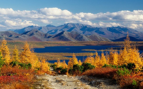 Озеро Джека Лондона в Магаданской