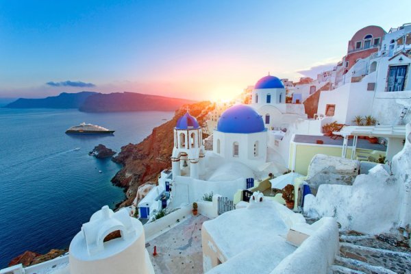 Храм Святого Георгия Санторини