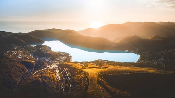 Абрау Дюрсо природа