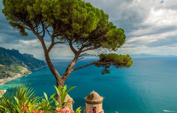 Равелло горы Италии море