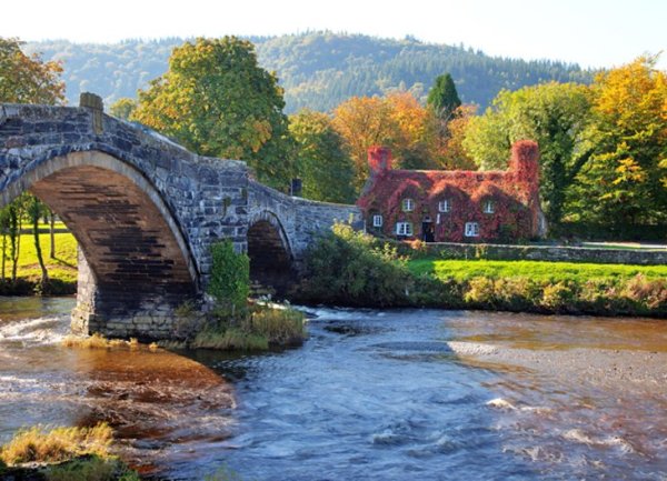 Парк в Англии парк Уэльса