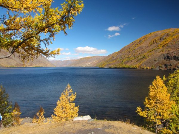 Кара-Холь озеро бай-Тайга