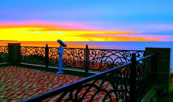 Таганрогская набережная в Ейске