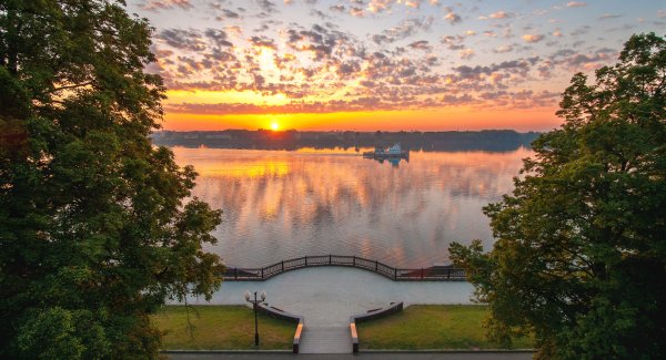 Ярославль рассвет набережная