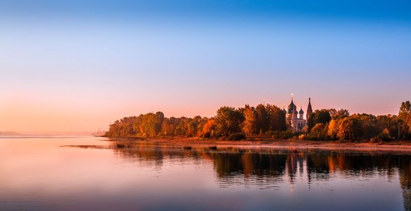 Река Волга в Ярославской области