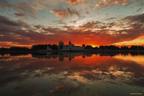 Ипатьевский монастырь Кострома закат