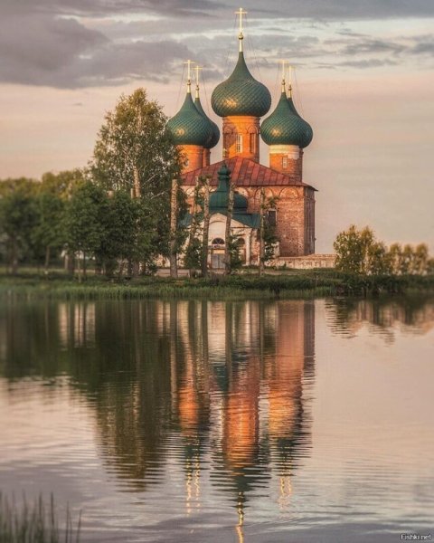 Великосельский Кремль Ярославская