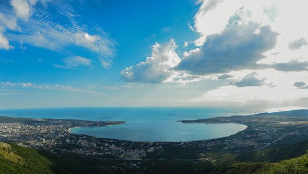 Геленджикская бухта