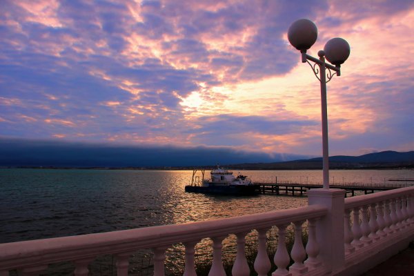 Геленджик закат бухта