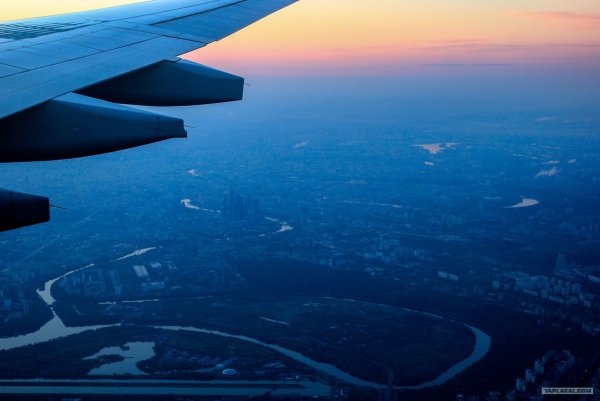 Вид из иллюминатора