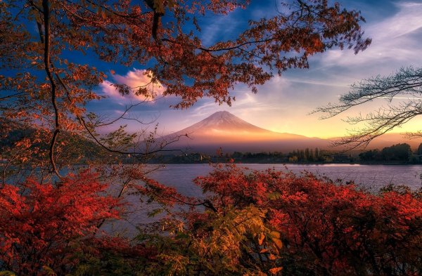 Япония Фудзияма осень