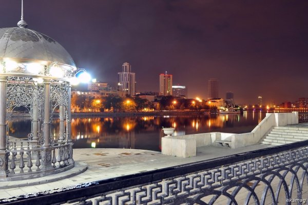 Вечерний Екатеринбург Плотинка
