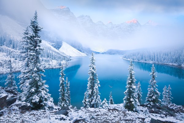 Озеро Морейн Альберта Канада