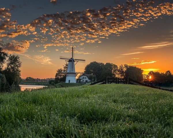 Красивые пейзажи с мельницами