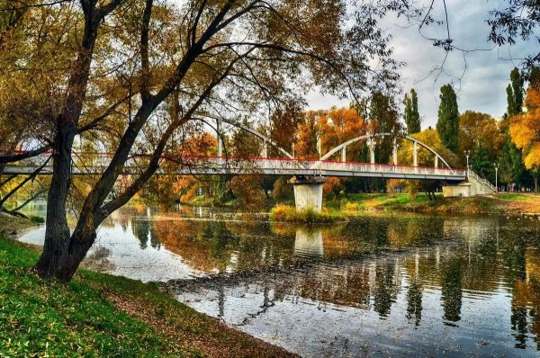 Парк Победы Белгород осенью