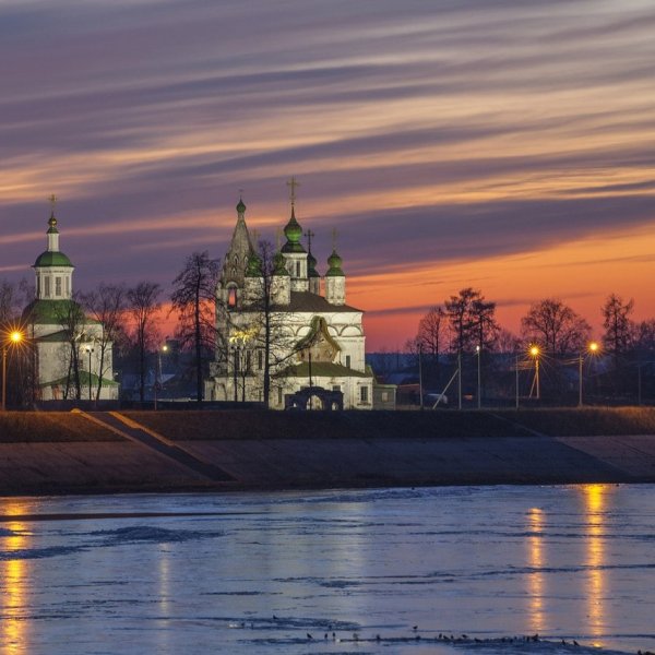 Храмы Великого Устюга на набережной