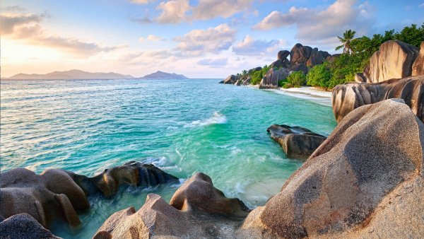 Пляж ла Диг Сейшелы