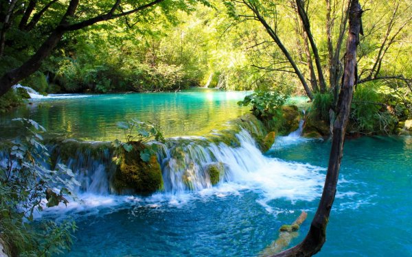 Плитвицкие озера осенью