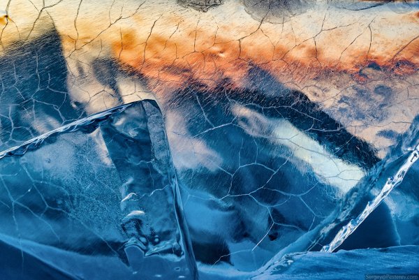 Треснутый лед