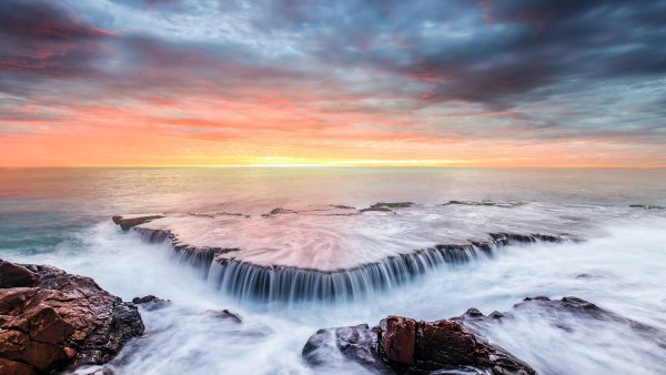 Водопад рассвет