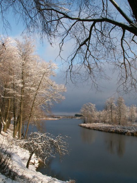 Речка зимой