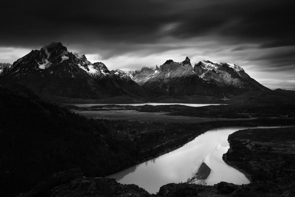 Черно белый пейзаж