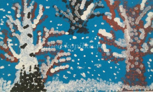 Зимний пейзаж ватными палочками