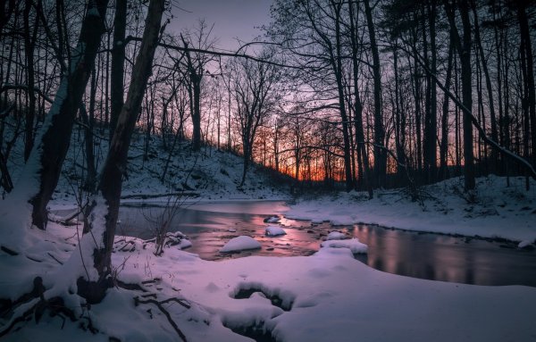 Ночная зимняя река