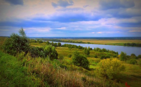 Берег реки Оки Константиново