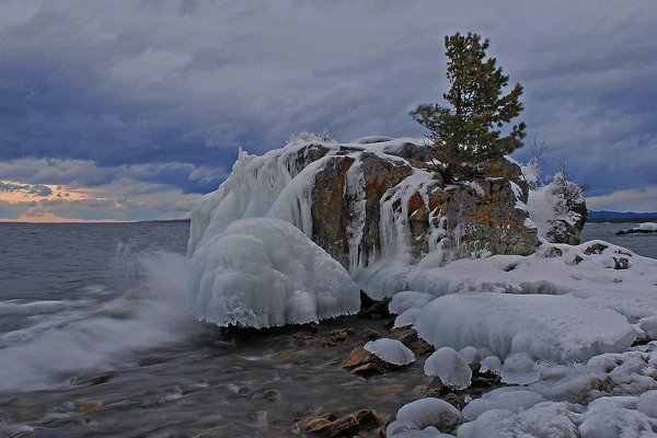 Природа Байкала зимой