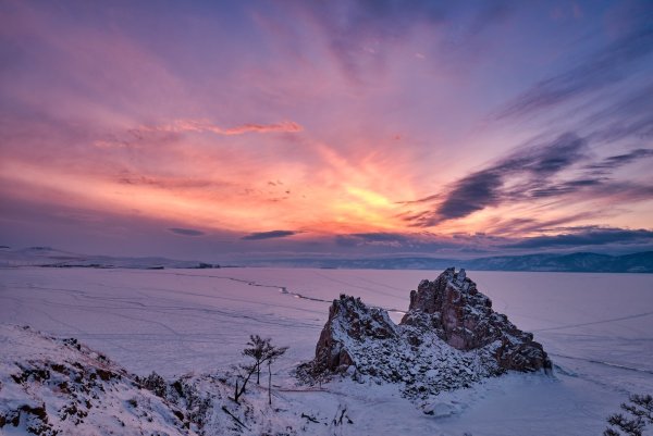 Остров Огой Байкал зима