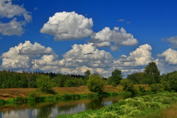 Село Церковь река Клязьма лето