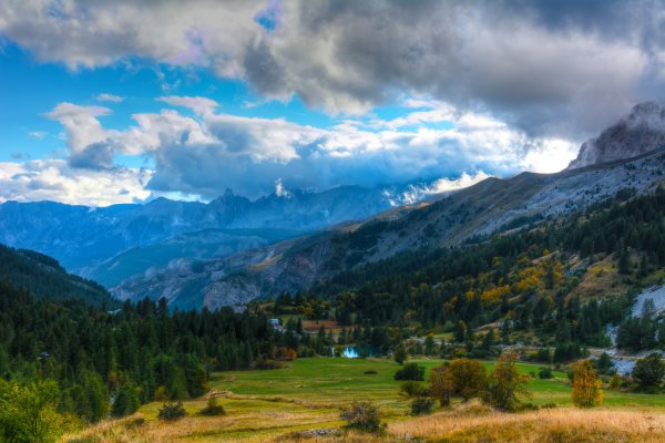 Долина Франции солнечные Долины