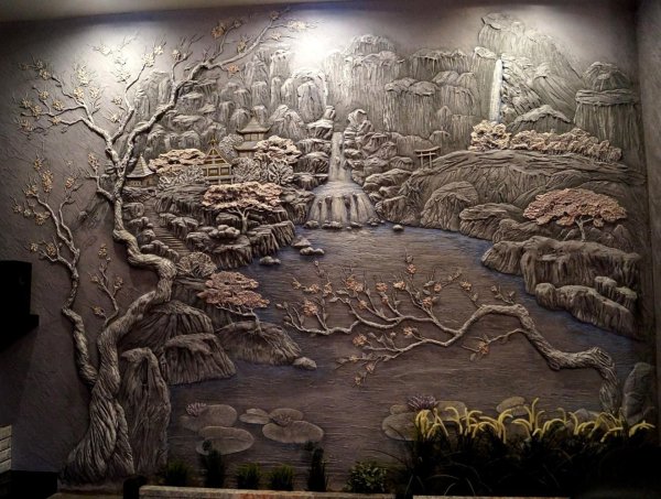 Берни Митчелл барельефы