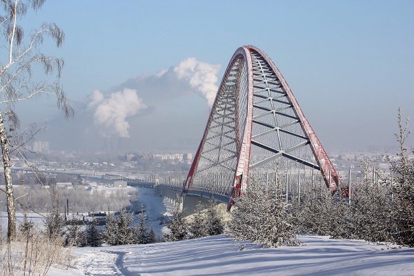 Коммунальный мост Красноярск зимой