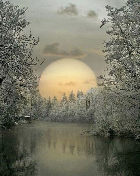 Зимняя Луна