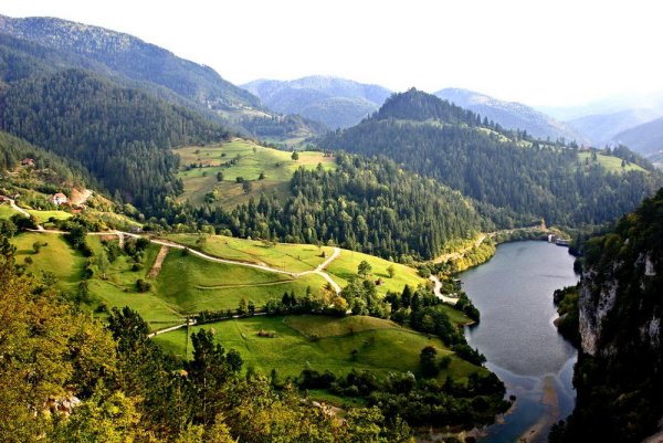 Сербия Динарское Нагорье